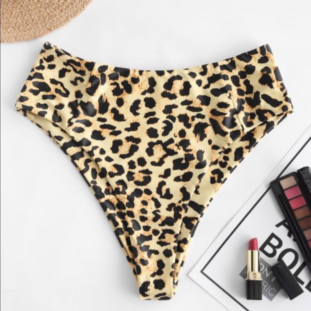 Leopard Print High Waisted Bikini Bottom Sz. SMALL